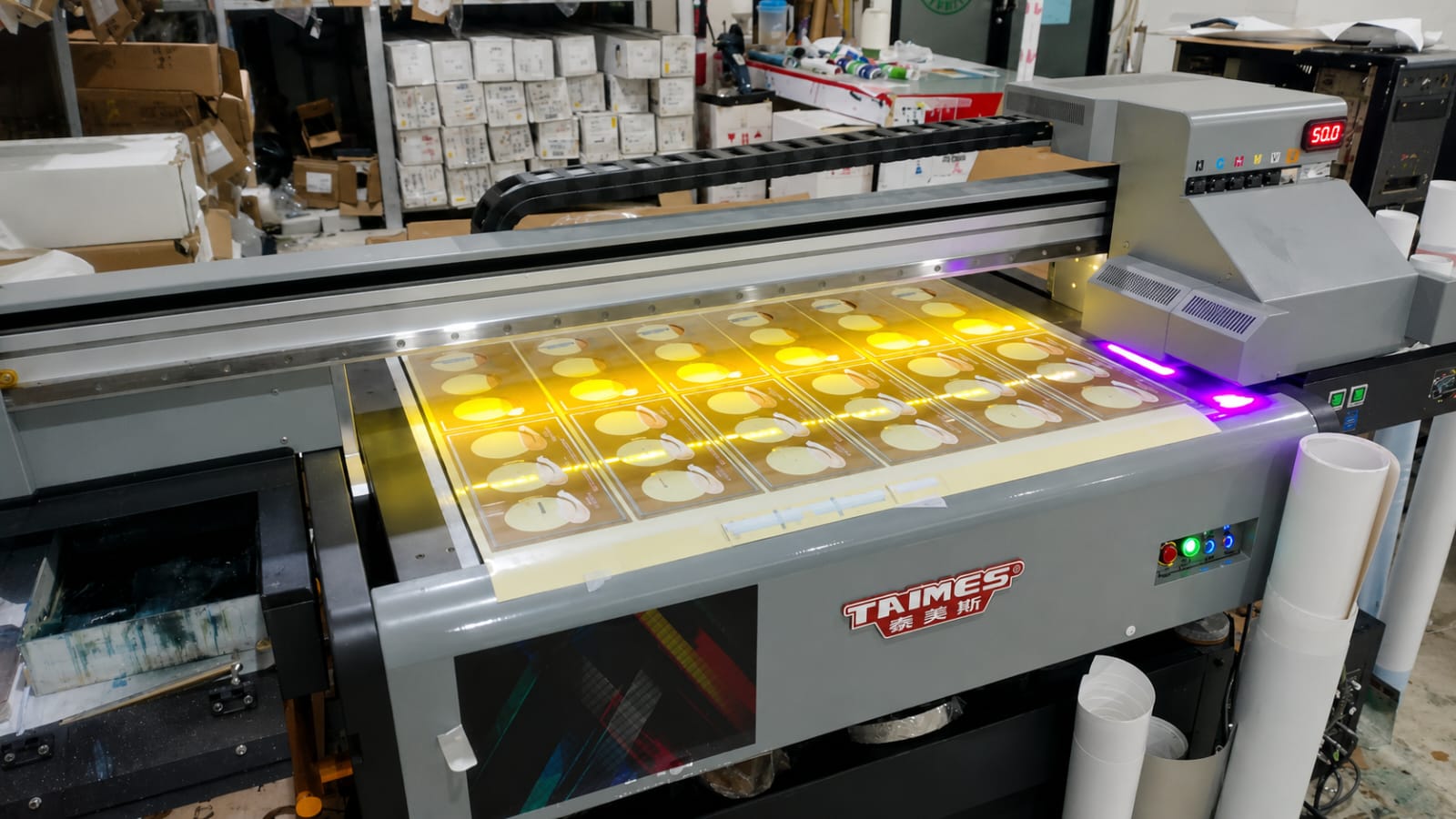 Jasa printing UV